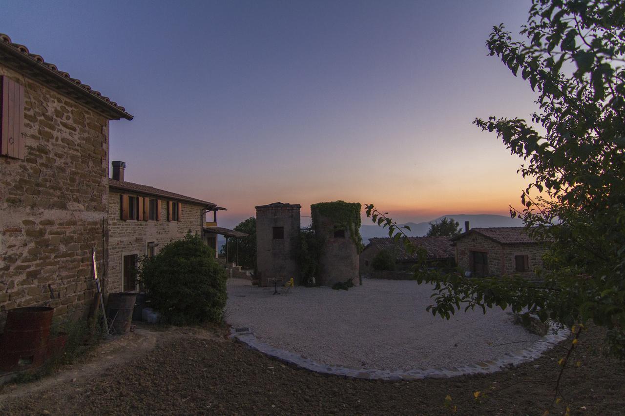 Agriturismo Terra Selvatica Valfabbrica Dış mekan fotoğraf